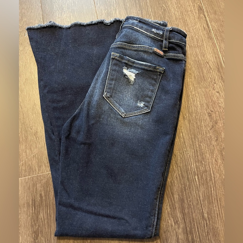 Kancan Signature  Ultra High Rise  Extreme Super Flare Jeans size 28 - Picture 3 of 3